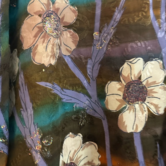 Recycled and repurposed sari fabric wrap skirt - Picture 7 of 11